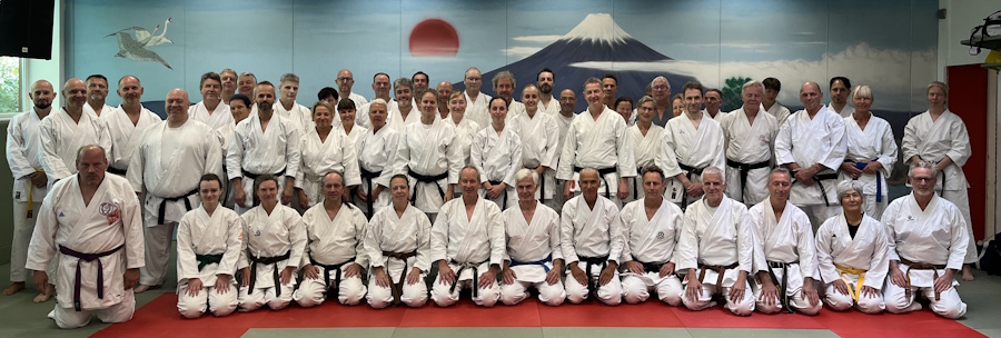 250823 Gruppe 1 0900x0304