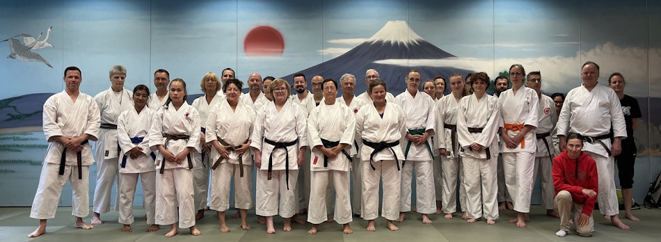 260718 Gruppenfoto B 0950x0348