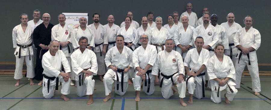 221204 Gruppenfoto 0900x0365 H
